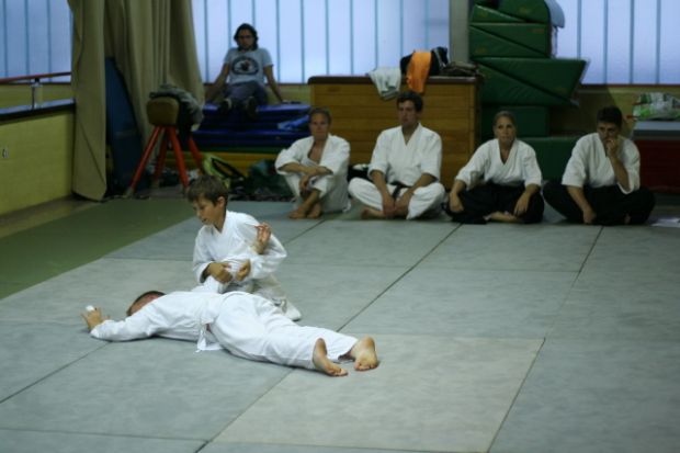 Polaganje izpitov za 7. in 6. kyu