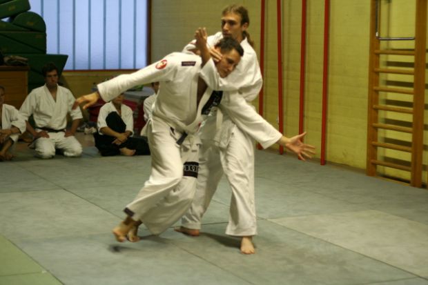 Polaganje izpitov za 7. in 6. kyu