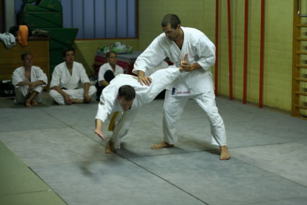 Polaganje izpitov za 7. in 6. kyu